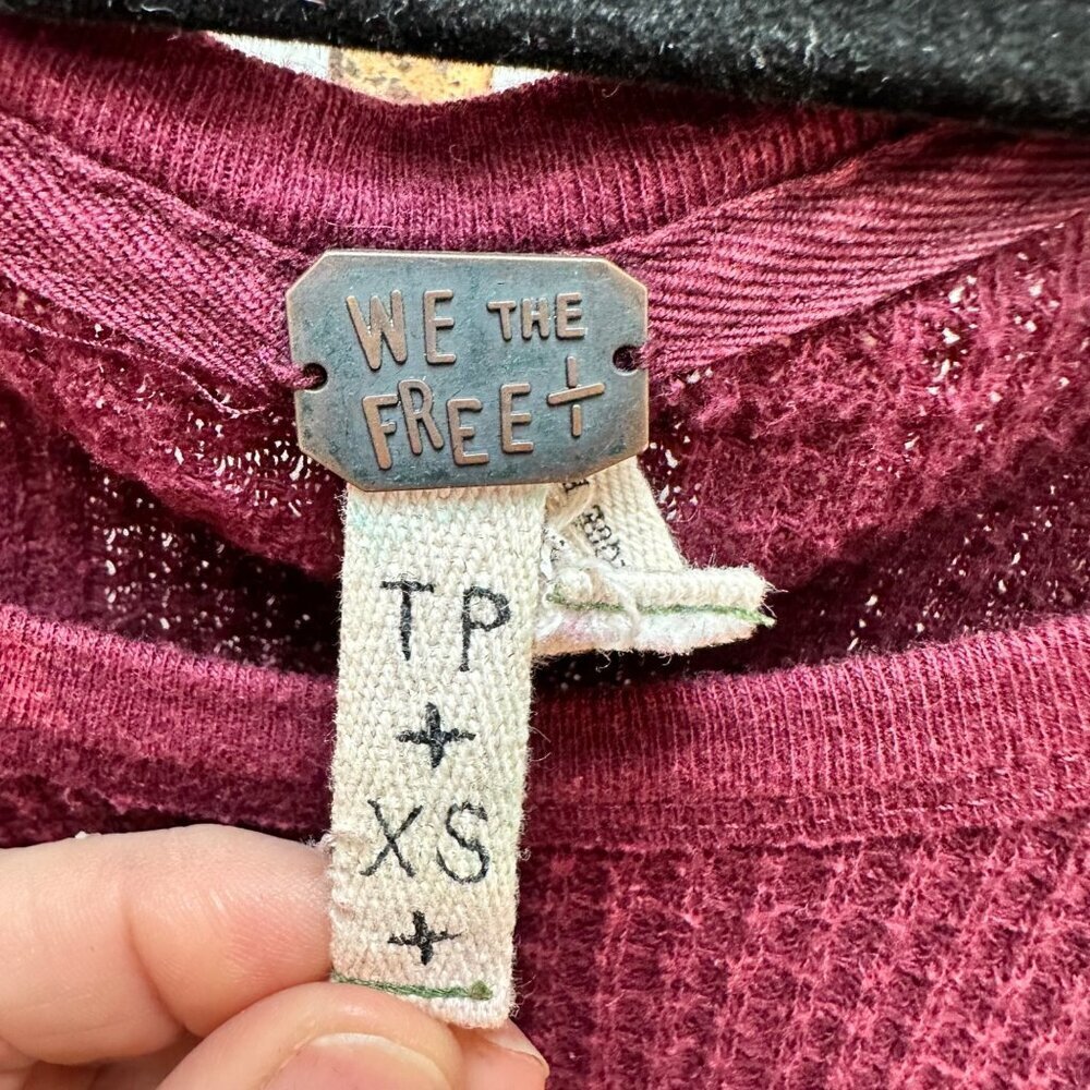 We The Free Top Waffle Knit Long Sleeve Colorblock Distressed Casual Womens XS - Picture 5 of 6